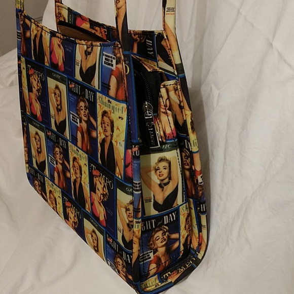 Marilyn Monroe Purse - Picture 5 of 7